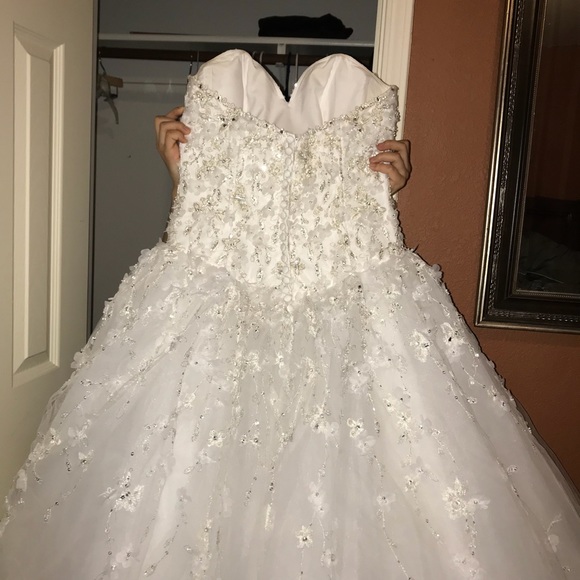 Mori Lee bridal Gown - Picture 4 of 8